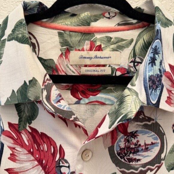 XXL Tommy Bahama Christmas Theme Shirt - Picture 3 of 3